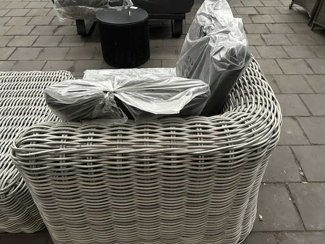 Loungehoek met hocker fonteyn - afbeelding 6 van  6