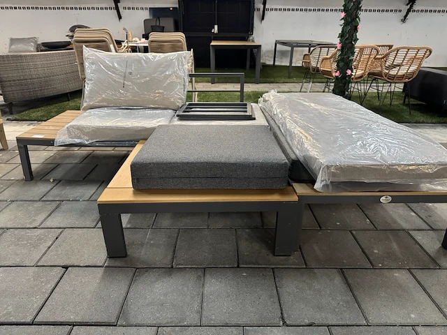 Loungeset fonteyn - afbeelding 1 van  7