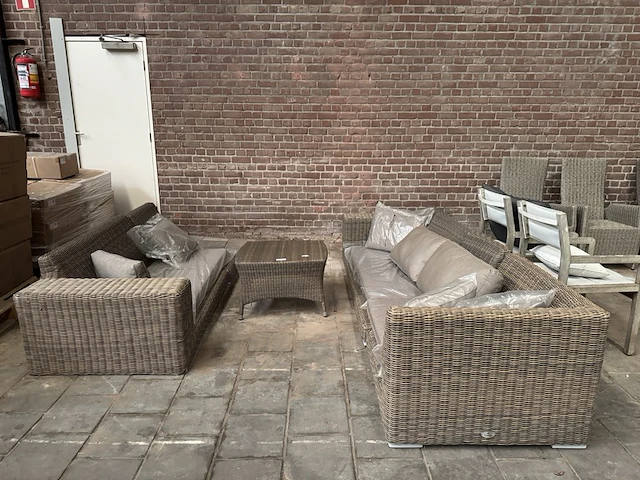 Loungeset met tafel fonteyn, 4 seasons outdoor - afbeelding 1 van  7