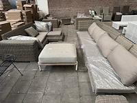 Loungeset met tafel fonteyn - afbeelding 1 van  10