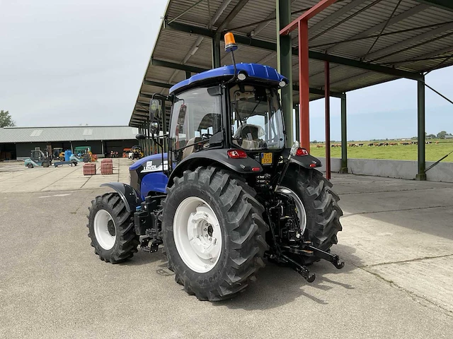Lovol m1104 vierwielaangedreven landbouwtractor - afbeelding 23 van  41