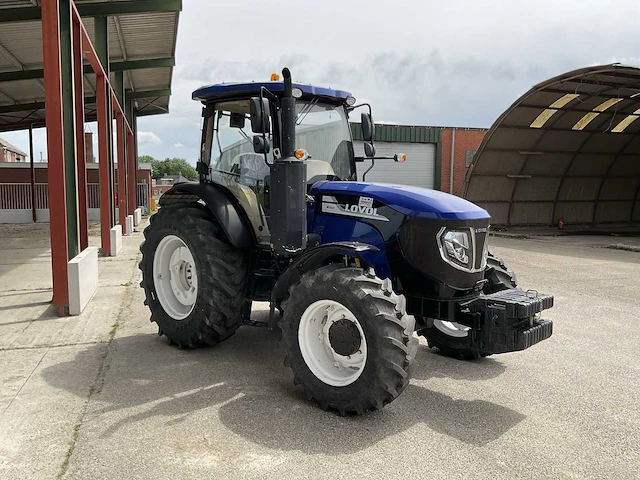 Lovol m1104 vierwielaangedreven landbouwtractor - afbeelding 38 van  41