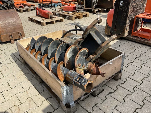 Loweman 750 ch grondboor unit - afbeelding 4 van  7
