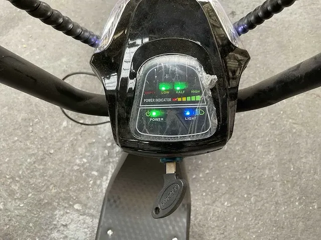 Lowrider e-scooter - afbeelding 6 van  9