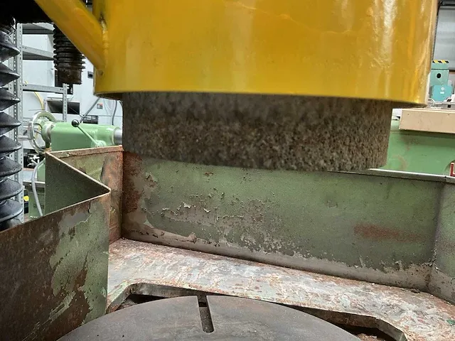 L.t.f. spa 662 vlakslijpmachine - afbeelding 7 van  10