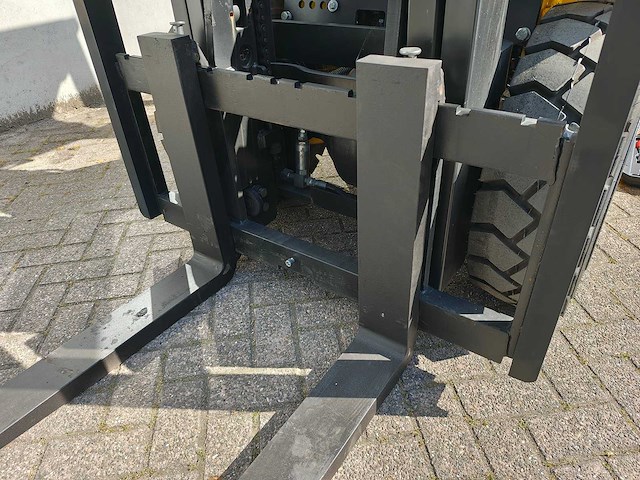 Ltmg - 2025 - fd40 - vorkheftruck - afbeelding 24 van  41