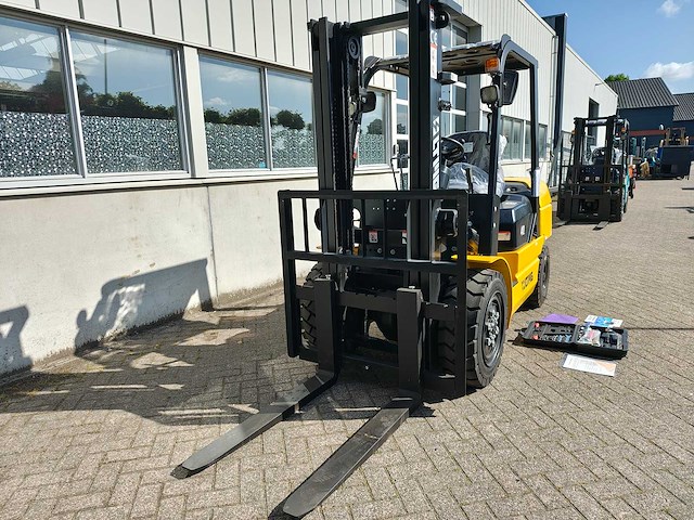 Ltmg - 2025 - fd40 - vorkheftruck - afbeelding 10 van  41