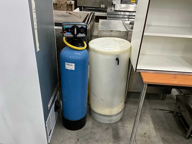 Lubron duo-matic t-100 waterontharder - afbeelding 1 van  6