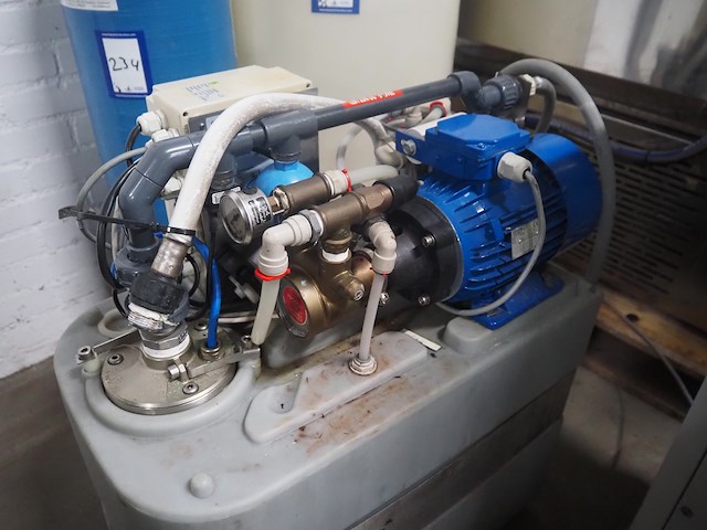 Lubron - afbeelding 10 van  11