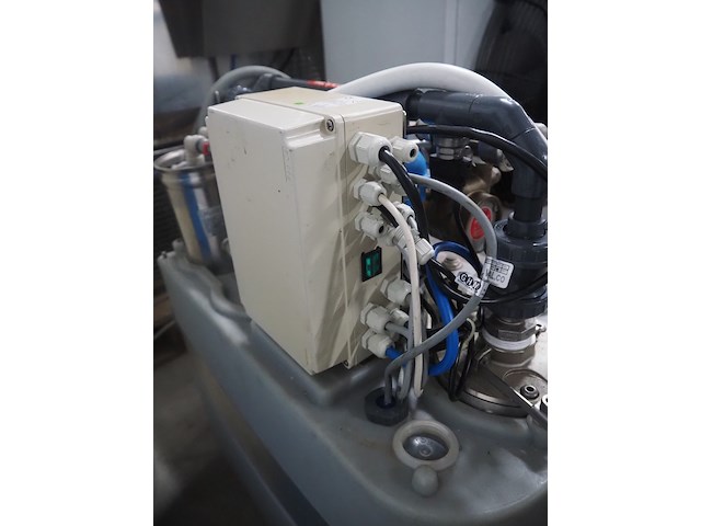 Lubron - afbeelding 11 van  11