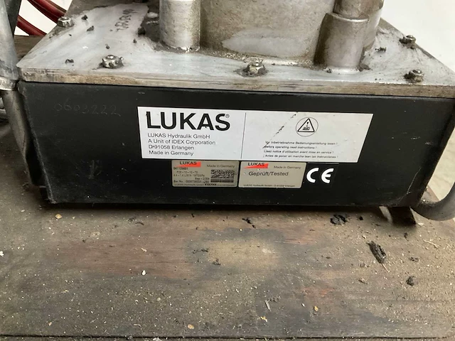 Lucas - p 06-11-10-70 - hydraulische schaar met aggregaat - afbeelding 3 van  8