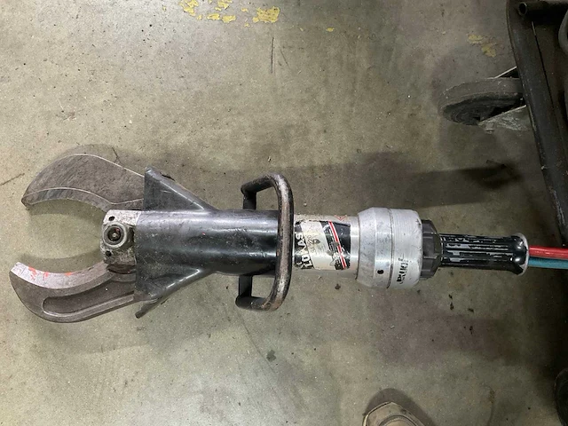 Lucas - p 06-11-10-70 - hydraulische schaar met aggregaat - afbeelding 4 van  8