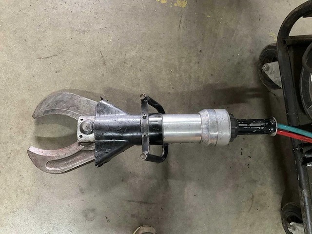 Lucas - p 06-11-10-70 - hydraulische schaar met aggregaat - afbeelding 5 van  8