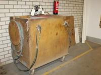 Lucht aangestuurde dubbele membraanpomp graco husky model 716. met twee lijmspuiten en lijmvat in transport... - afbeelding 4 van  4