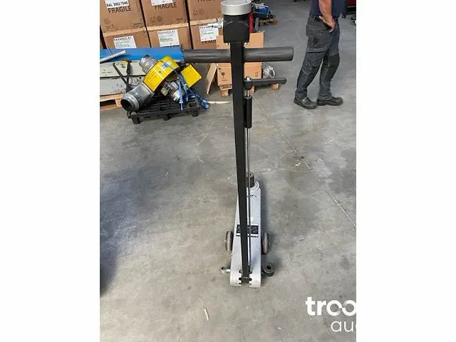 Lucht hydraulishe krick 25 ton - afbeelding 3 van  4