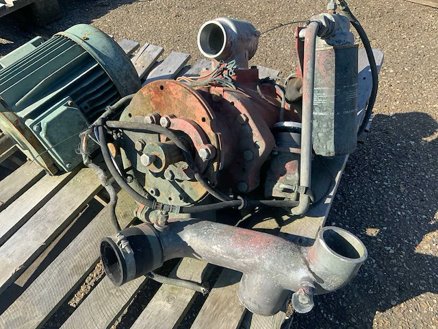 Luchtcompressor en 1 elektromotoren - afbeelding 4 van  6