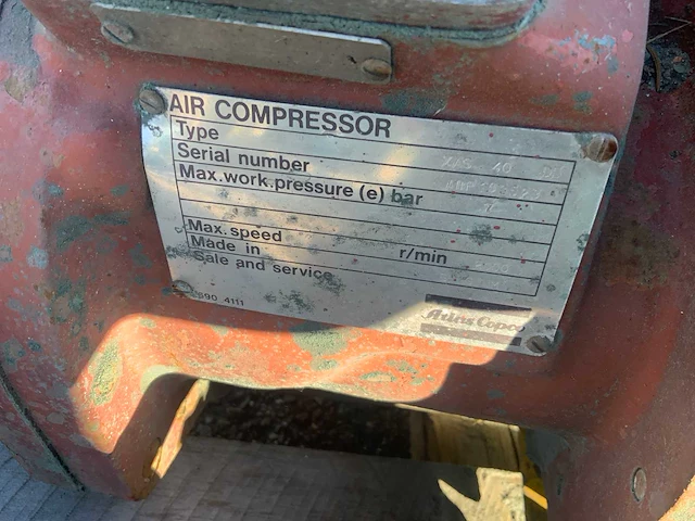 Luchtcompressor en 1 elektromotoren - afbeelding 6 van  6