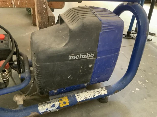Luchtcompressor, metabo - afbeelding 3 van  3
