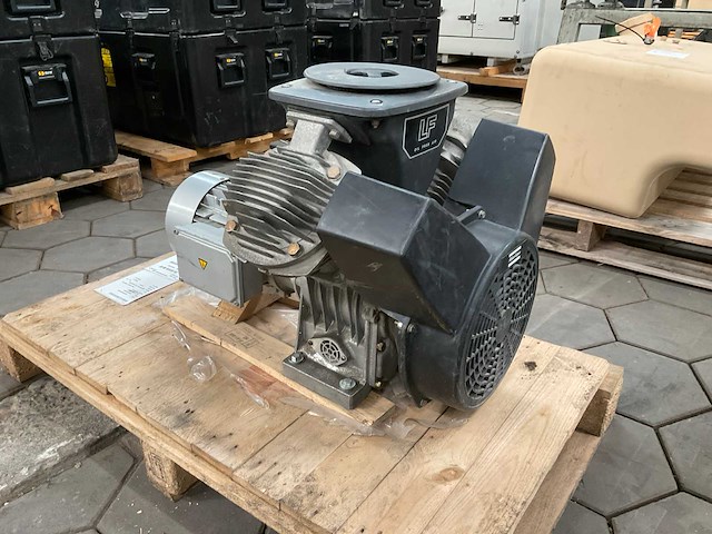 Luchtcompressor - afbeelding 3 van  5