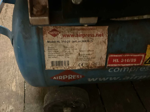 Luchtcompressor - afbeelding 2 van  2