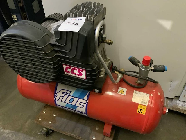 Luchtcompressor - afbeelding 1 van  3
