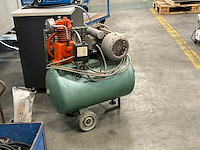 Luchtcompressor - afbeelding 1 van  4