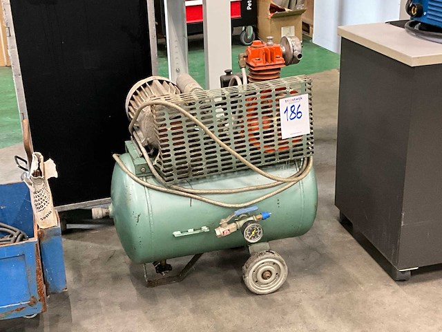 Luchtcompressor - afbeelding 4 van  4