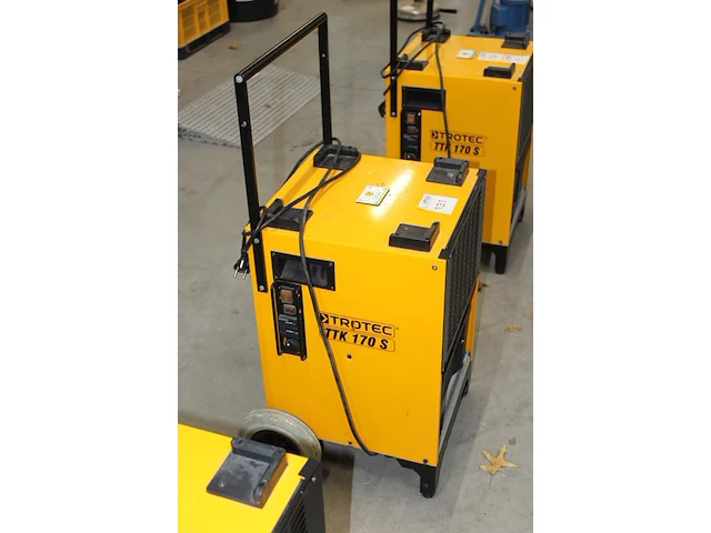Luchtdroger trotec ttk 170 s. let op: kavel is onderdeel van combinatiekavel 132. onderdeel van combinatiekavel combinatiekavel van 3 luchtdrogers trotec ttk 170 s. kavels m001, m130 en m131 - afbeelding 2 van  2