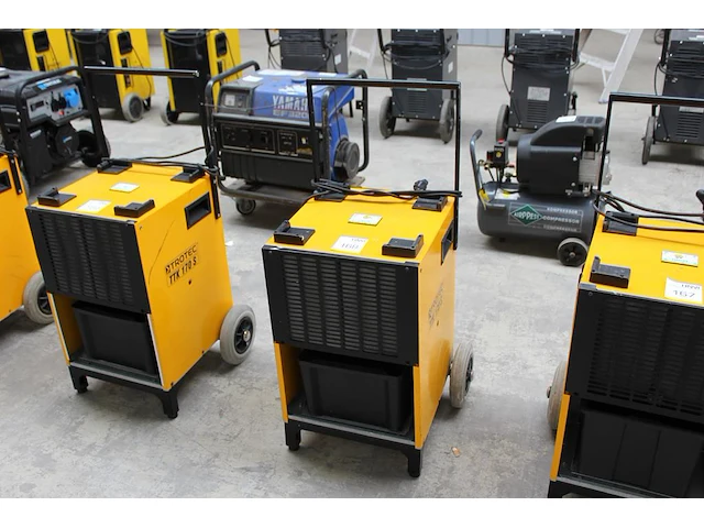 Luchtdroger trotec ttk 170 s. let op: onderdeel van combinatiekavel r174. onderdeel van combinatiekavel combinatiekavel van kavels r166 t/m r173, zijnde 8 luchtdrogers trotec ttk 170 s. - afbeelding 1 van  2