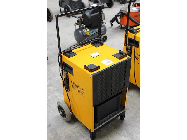 Luchtdroger trotec ttk 170 s. let op: onderdeel van combinatiekavel r174. onderdeel van combinatiekavel combinatiekavel van kavels r166 t/m r173, zijnde 8 luchtdrogers trotec ttk 170 s. - afbeelding 2 van  2