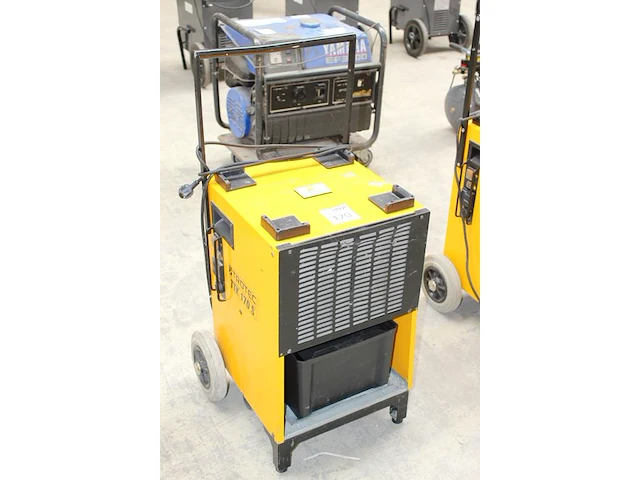 Luchtdroger trotec ttk 170 s. let op: onderdeel van combinatiekavel r174. onderdeel van combinatiekavel combinatiekavel van kavels r166 t/m r173, zijnde 8 luchtdrogers trotec ttk 170 s. - afbeelding 2 van  2