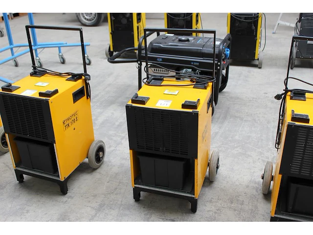 Luchtdroger trotec ttk 170 s. let op: onderdeel van combinatiekavel r174. onderdeel van combinatiekavel combinatiekavel van kavels r166 t/m r173, zijnde 8 luchtdrogers trotec ttk 170 s. - afbeelding 1 van  2
