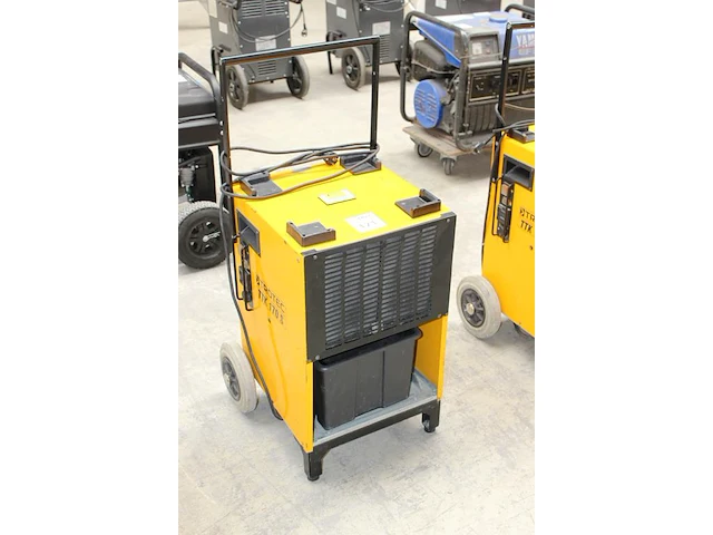 Luchtdroger trotec ttk 170 s. let op: onderdeel van combinatiekavel r174. onderdeel van combinatiekavel combinatiekavel van kavels r166 t/m r173, zijnde 8 luchtdrogers trotec ttk 170 s. - afbeelding 2 van  2