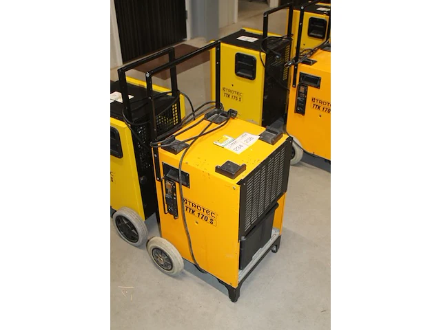Luchtdroger trotec ttk 170 s. let op: onderdeel van combinatiekavel u238. onderdeel van combinatiekavel combinatiekavel van kavels u234-u237, zijnde 4 luchtdrogers trotec ttk 170 s. - afbeelding 2 van  2