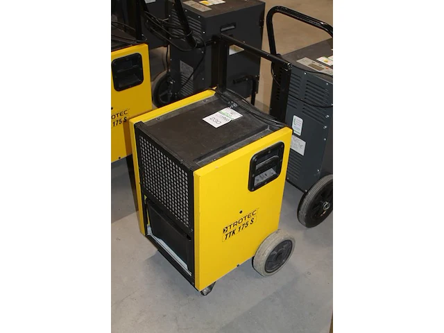Luchtdroger trotec ttk 175 s, max. 300m3 per uur. let op: onderdeel combinatiekavel u233 onderdeel van combinatiekavel combinatiekavel van kavels u227-u232, zijnde 6 luchtdrogers trotec ttk 175 s. - afbeelding 2 van  2