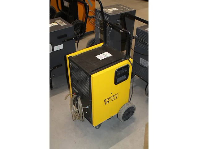 Luchtdroger trotec ttk 175 s, max. 300m3 per uur. let op: onderdeel combinatiekavel u233 onderdeel van combinatiekavel combinatiekavel van kavels u227-u232, zijnde 6 luchtdrogers trotec ttk 175 s. - afbeelding 2 van  2