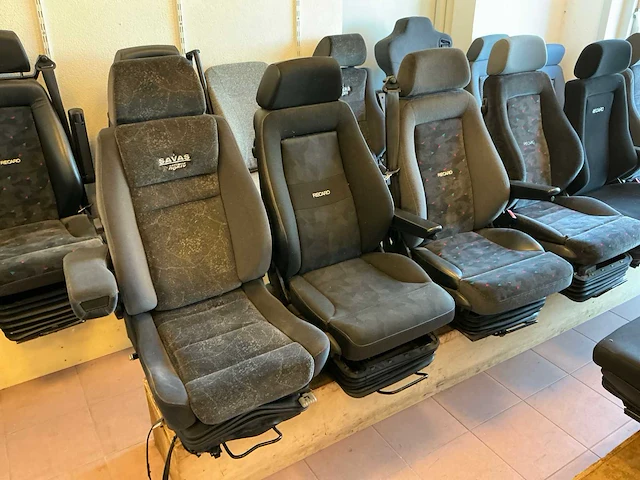 Luchtgeveerde stoelen en bureau stoelen (25x) - afbeelding 6 van  17