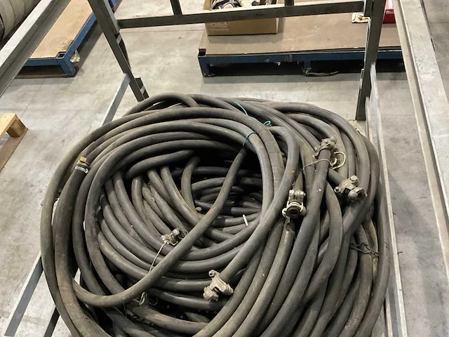 Luchtslangen met kar - afbeelding 4 van  5