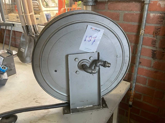 Luchtslanghaspel - afbeelding 2 van  3