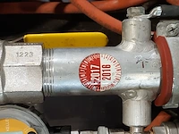 Luchtverplaatser in houten kist - afbeelding 4 van  14