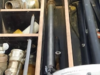 Luchtverplaatser in houten kist - afbeelding 6 van  14