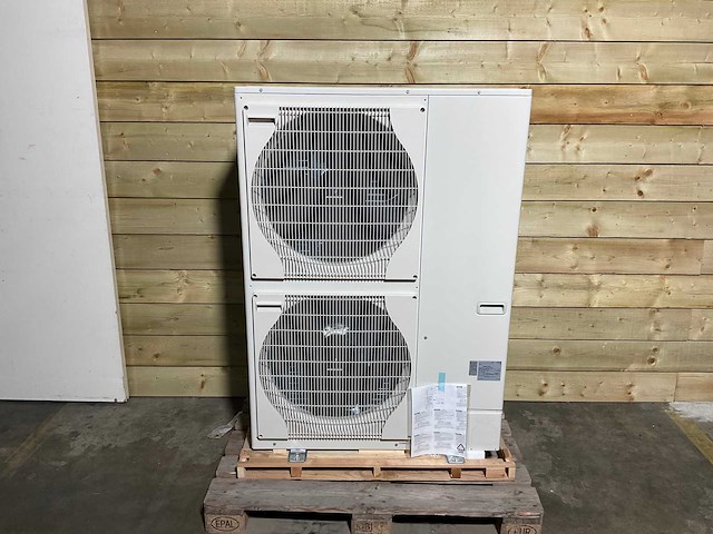 Lucht/water-warmtepomp 16kw - blw split (c) met verwarmingselement (2x) - afbeelding 4 van  11