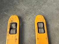 Lüco hand hydraulische palletwagen - afbeelding 3 van  6