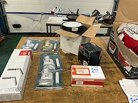 Luidspreker wandbeugels en diversen - afbeelding 1 van  5