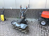 Lumag km1000 straatveegmachine - afbeelding 1 van  6