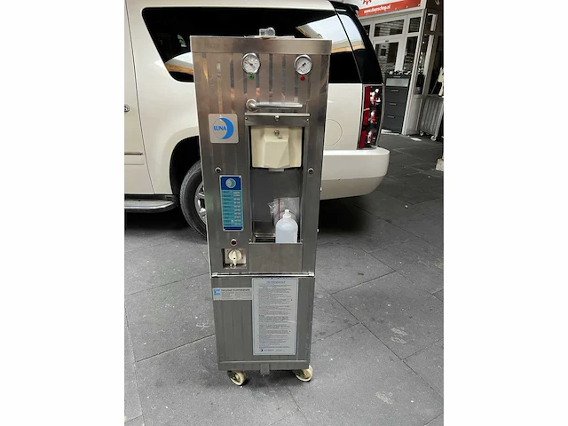 Luna l68 ijsmachine / softijs machine - afbeelding 1 van  9
