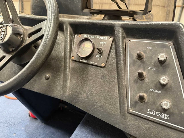 Lund - 16 rebel dlx - consoleboot en visboot - - afbeelding 19 van  42