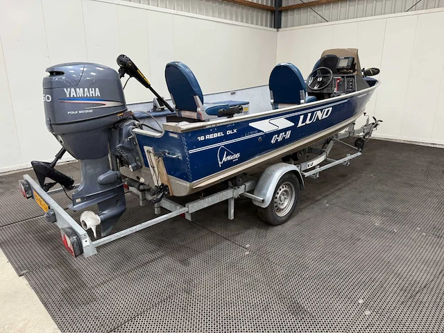 Lund - 16 rebel dlx - consoleboot en visboot - - afbeelding 38 van  42