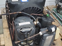 L'unite hermetique - afbeelding 1 van  12