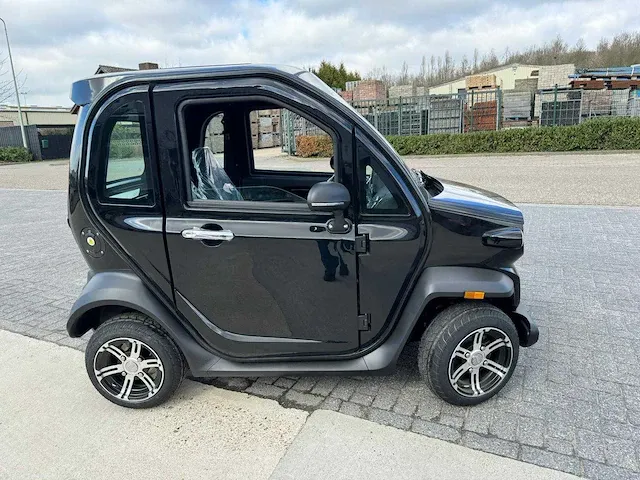 Luqi ev300 m1 elektrische brommobiel - afbeelding 1 van  30